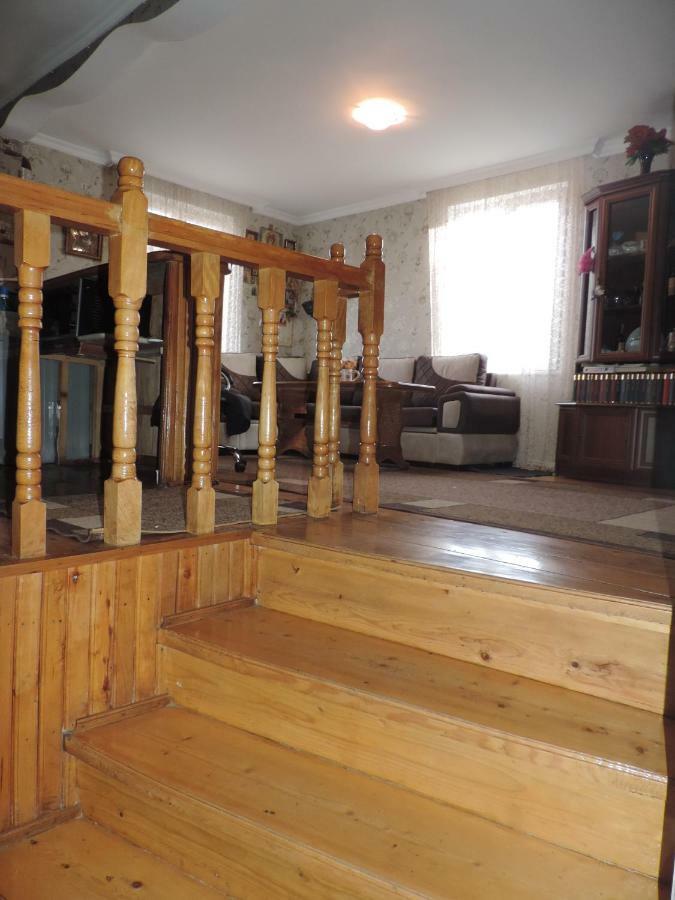 Host Family Hotell Akhaltsikhe  Exteriör bild